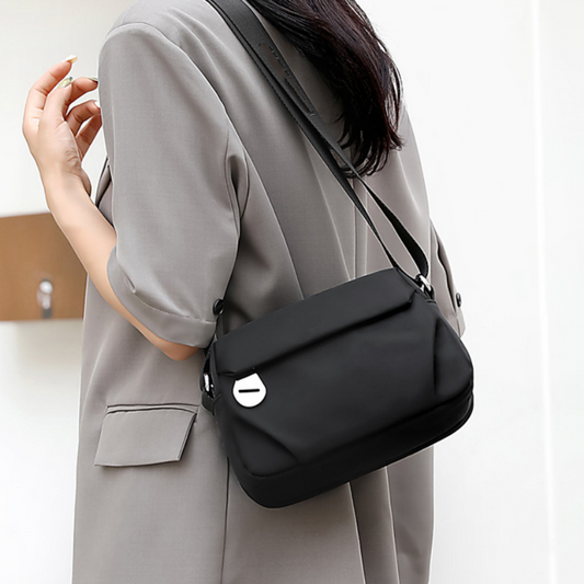 Bolso de hombro ligero y minimalista para mujer