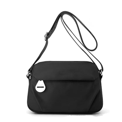 Bolso de hombro ligero y minimalista para mujer